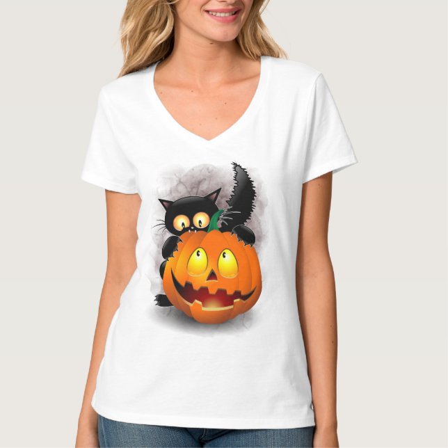 Cat Fun Halloween Charakter beißt einen Kürbis T-Shirt (Vorderseite)