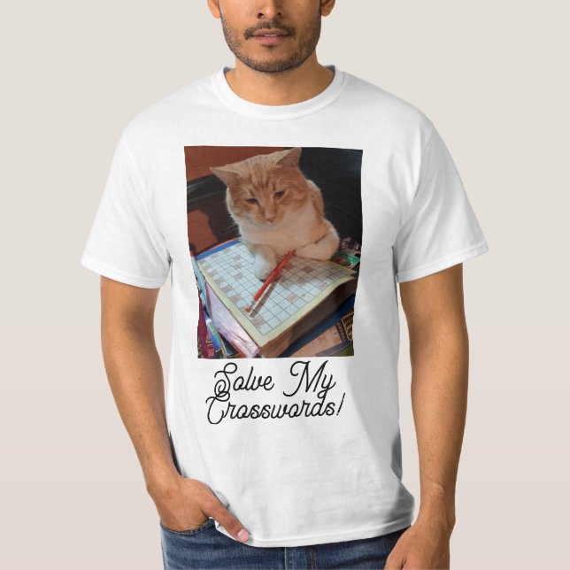 Cat Funny löst meine Kreuzworträte, die sich an Fo T-Shirt (Vorderseite)