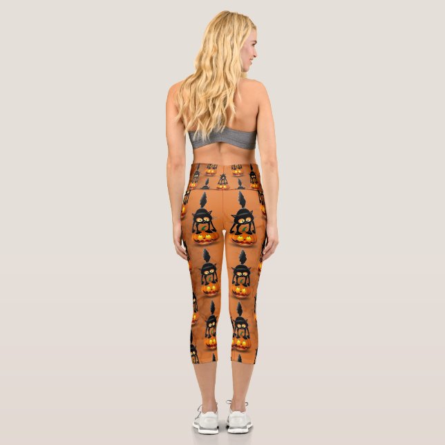 Cat Halloween erschreckter Cartoon auf Kürbiskröte Capri Leggings (Rückseite)
