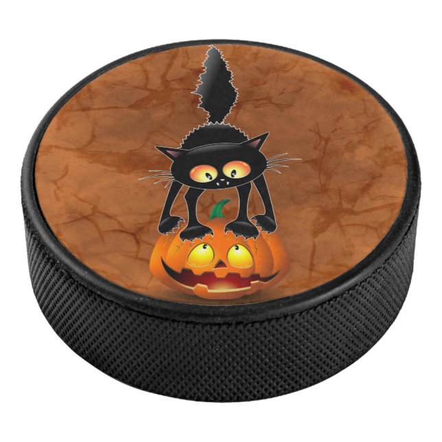 Cat Halloween erschreckter Cartoon auf Kürbiskröte Eishockey Puck (3/4)