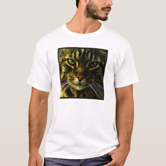 Cat Hypnotizing Look Foto T-Shirt (Vorderseite)