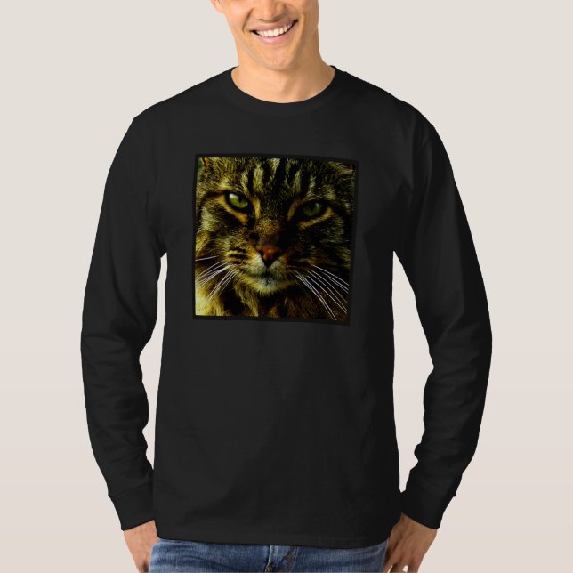 Cat Hypnotizing Look Foto T-Shirt (Vorderseite)