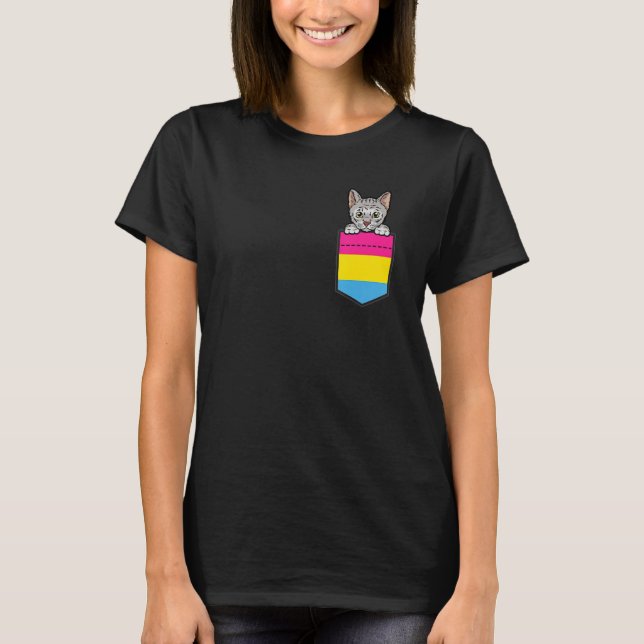 Cat In Pocket Pansexual Pride LGBT-Q Flag Funny Ki T-Shirt (Vorderseite)