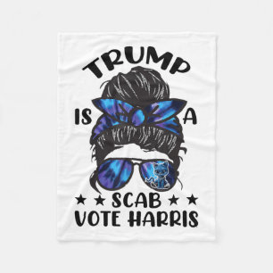 Cat Ladys Messy Bun Funny Trump ist ein SCAB-Absti Fleecedecke
