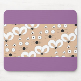 Cat & Mouse Muster Tan Mousepad