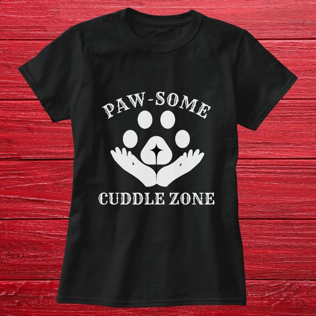 Cat Paw Cuddle Zone Funny Niedlich Modern Personal T-Shirt (Von Creator hochgeladen)