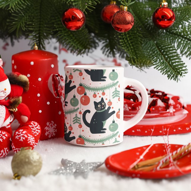 Cat Playing mit Weihnachtsbaumschmuck Kaffeetasse (Von Creator hochgeladen)
