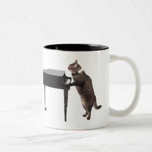Cat Playing Piano Zweifarbige Tasse