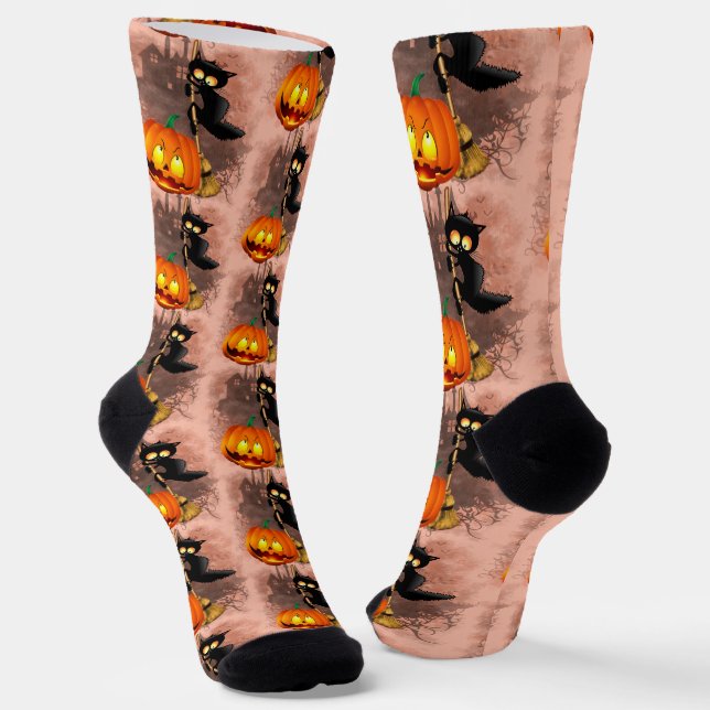 Cat Scared by Pumpkin Fun Halloween Charakter Socken (Gewinkelt)