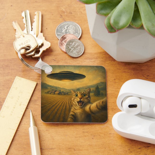 Cat Selfie mit Alien UFO Funny Cat Geschenke Schlüsselanhänger (Schreibtisch)