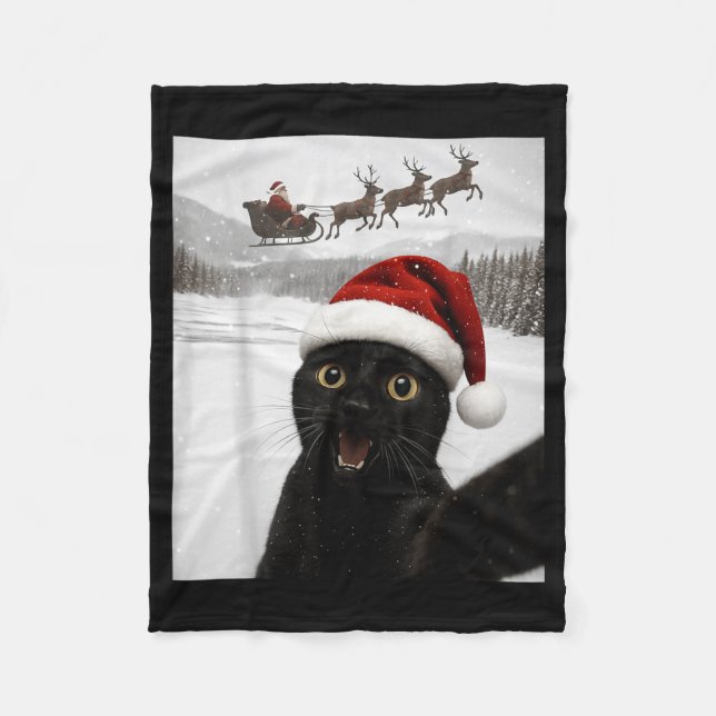 Cat Selfie With Santa Funny Black Cat Christmas Me Fleecedecke (Vorderseite)