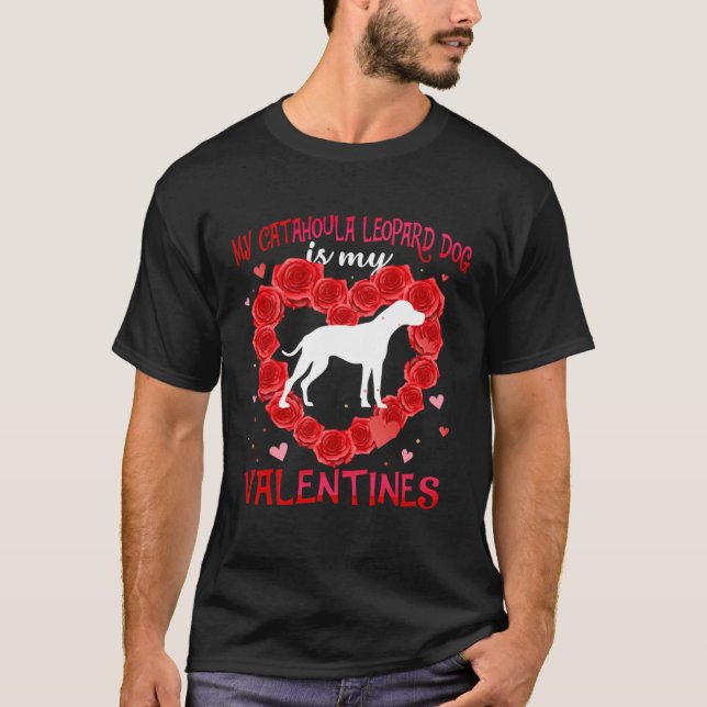 Catahoula Leopard Dog Animal Hearts Day Mastiff Is T-Shirt (Vorderseite)