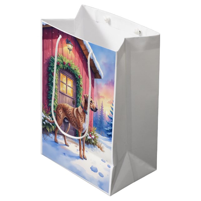 Catahoula Leopard Dog Rustic Barn Christmas Art Mittlere Geschenktüte (Vorderseite Schrägansicht)