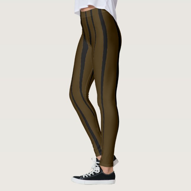Catchy Black Fluent Flames Brown Leggings (Links)