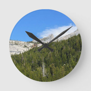 Cathedral Peak am Tenaya Lake, Yosemite, CA Runde Wanduhr