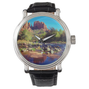 Cathedral Rock spiegelt sich in Oak Creek Armbanduhr