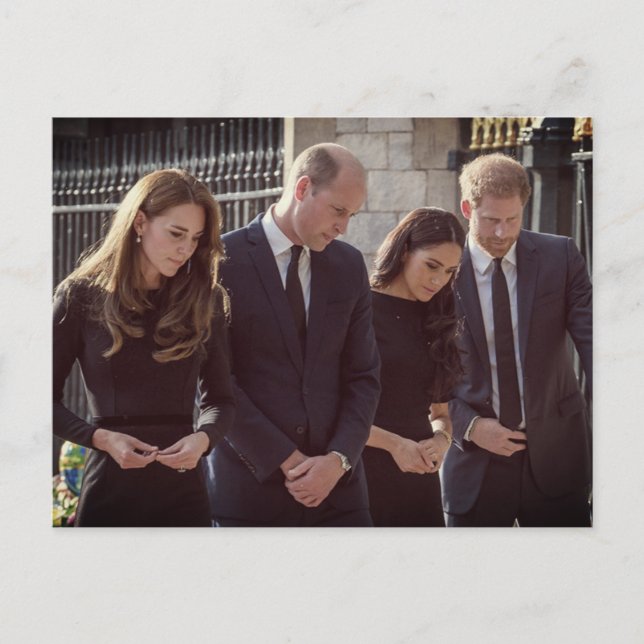Catherine William Harry Meghan Windsor Castle 2022 Postkarte (Vorderseite)