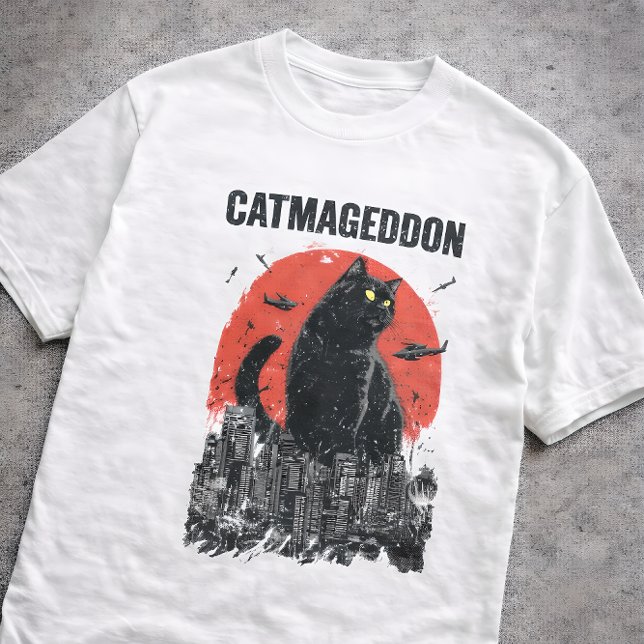 Catmageddon Giant Cat Monster City Kaiju Funny Pet T-Shirt (Von Creator hochgeladen)