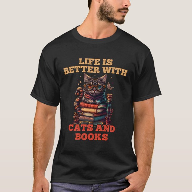 Cats and Books Bookworm Cat  Reading fans Catfans T-Shirt (Vorderseite)