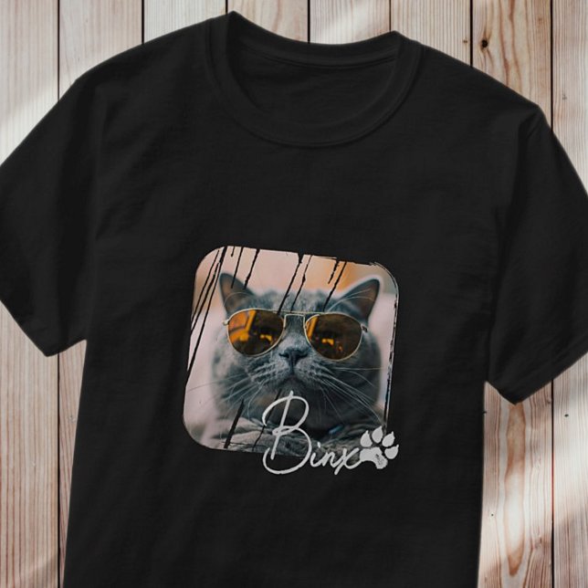 Cat's Modern Simple Cool Grunge Name and Foto T-Shirt (Von Creator hochgeladen)