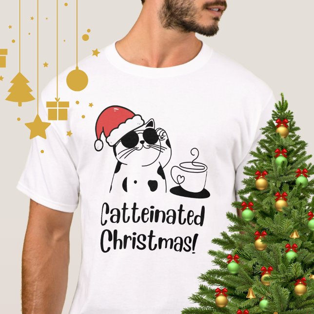 Catteinated Christmas Coffee and Cat Lover Holiday T-Shirt (Von Creator hochgeladen)