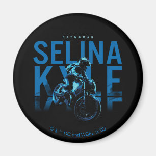 Catwoman Selina Kyle Motorrad Magnet