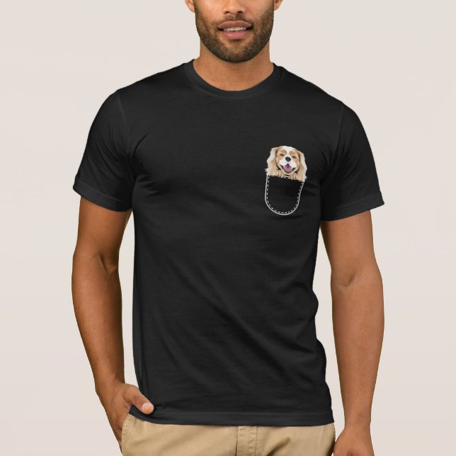 Cavalier King Charles Spaniel in der Breast Pocket T-Shirt (Vorderseite)