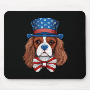 Cavalier King Charles Spaniel mit der US-Flagge In Mousepad