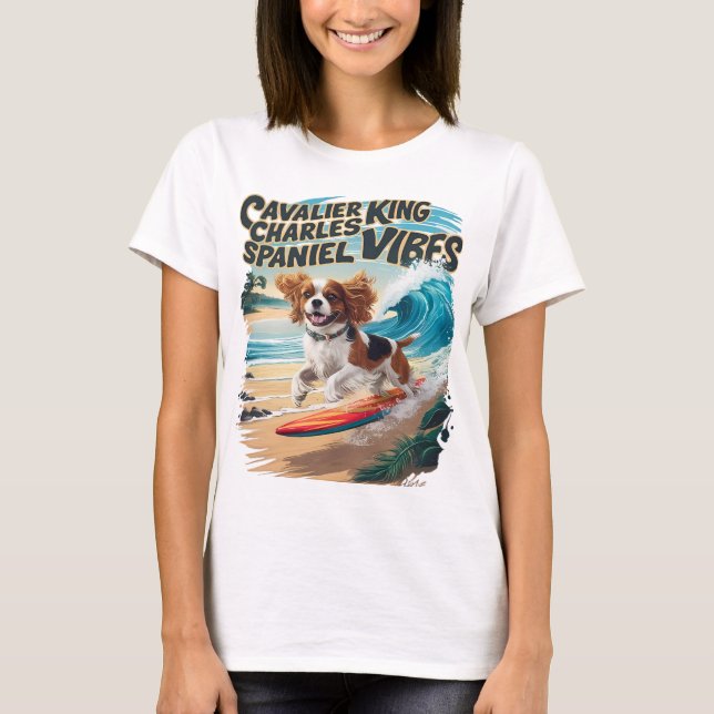 Cavalier King Charles Spaniel Surfing T-Shirt (Vorderseite)
