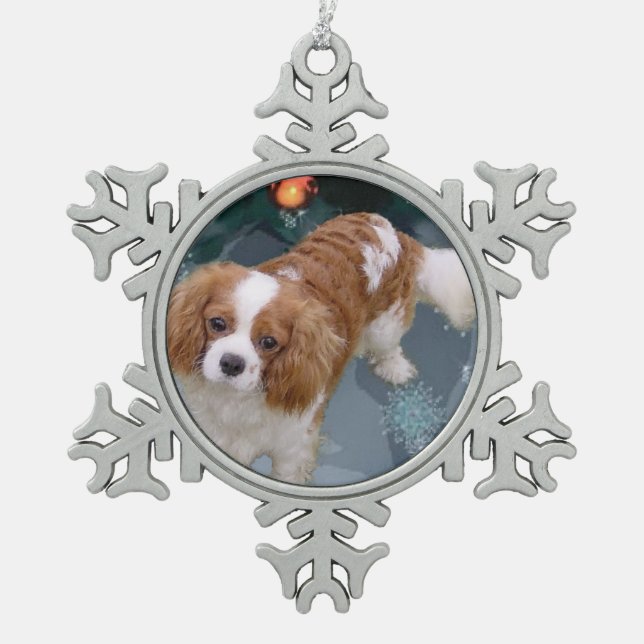 Cavalier King Charles Spaniel Weihnachten Schneeflocken Zinn-Ornament (Vorderseite)