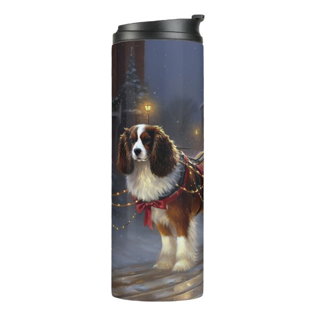 Cavalier King Charles Spaniel Weihnachtsfest Thermosbecher (Nach links gedreht)