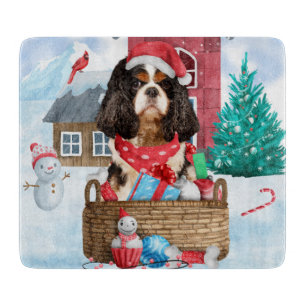 Cavalier King Dog im Schnee Weihnachtshundehaus Schneidebrett