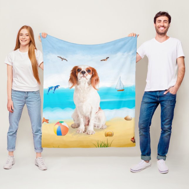 Cavalier King Dog on Beach Fleecedecke (Beispiel)