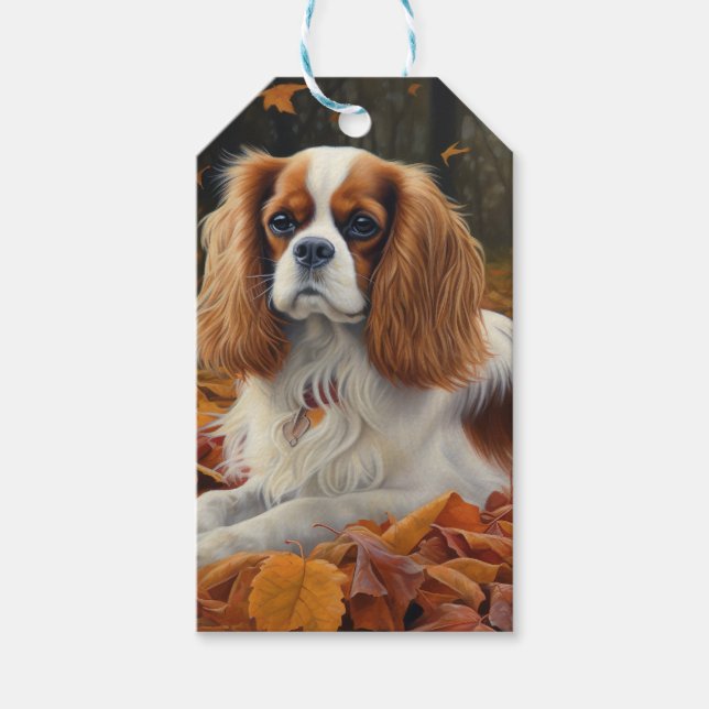 Cavalier King im Herbst Leaves Fall Inspiriert Geschenkanhänger (Vorderseite)
