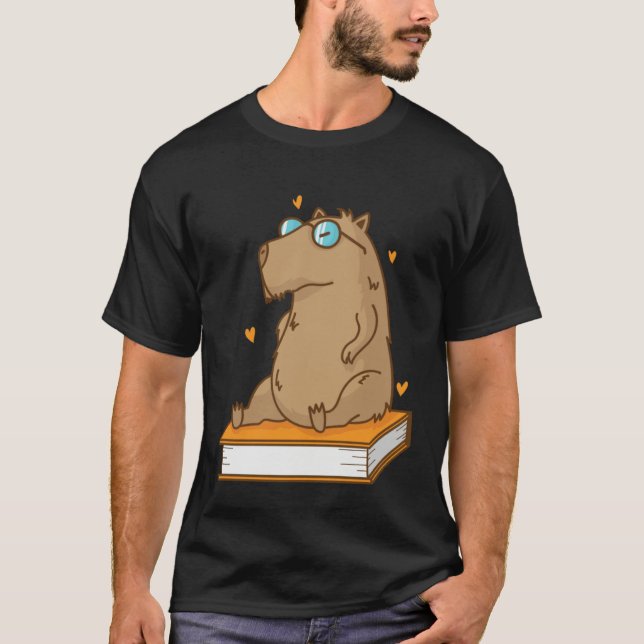 Caviidae Guinea Pig loves reading Books T-Shirt (Vorderseite)