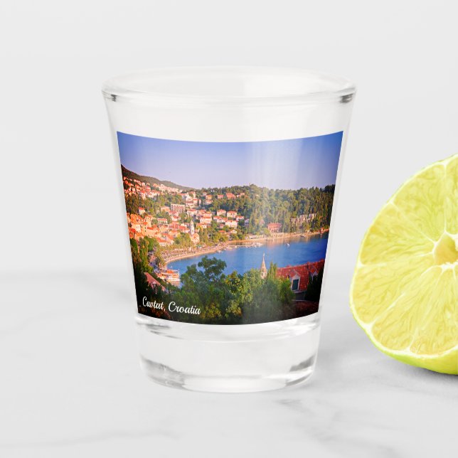 Cavtat, Kroatien Aussicht auf die Stadt aus dem Ma Schnapsglas (Vorderseite)