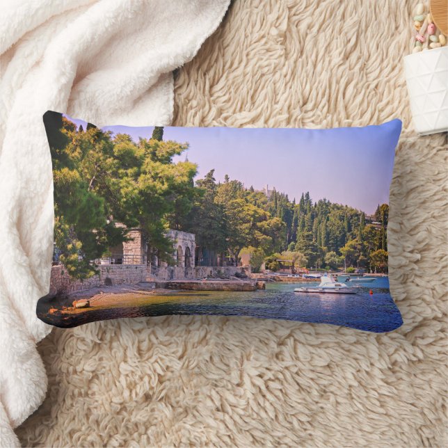 Cavtat, Kroatien Sicht auf den Strand Lendenkissen (Decke)