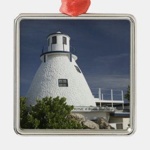 CAYMAN INSELN, GRAND CAYMAN, Frank Sound: alt Ornament Aus Metall