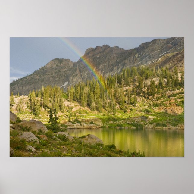 Cecret Lake mit Regenbogen über dem Schloss Devil, Poster (Vorne)