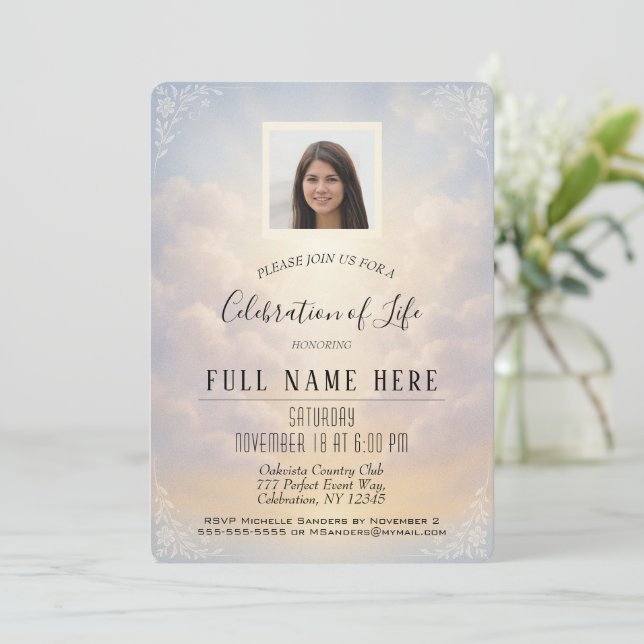 Celebration of Life - Peaceful Clouds Einladung (Stehend Vorderseite)