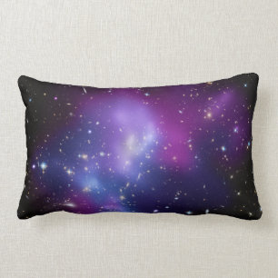 Celestial Black Blue und Lila Galaxy Cluster Lendenkissen