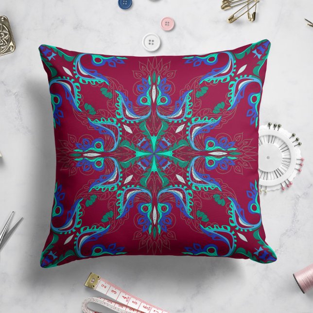 Celestial Bloom Star Pillow in Magenta Kissen (Von Creator hochgeladen)