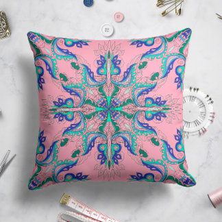 Celestial Bloom Star Pillow in Pastellrosa Kissen