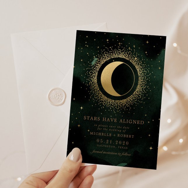 Celestial Emerald Gold Moon Foto Save the Date Einladung (Von Creator hochgeladen)