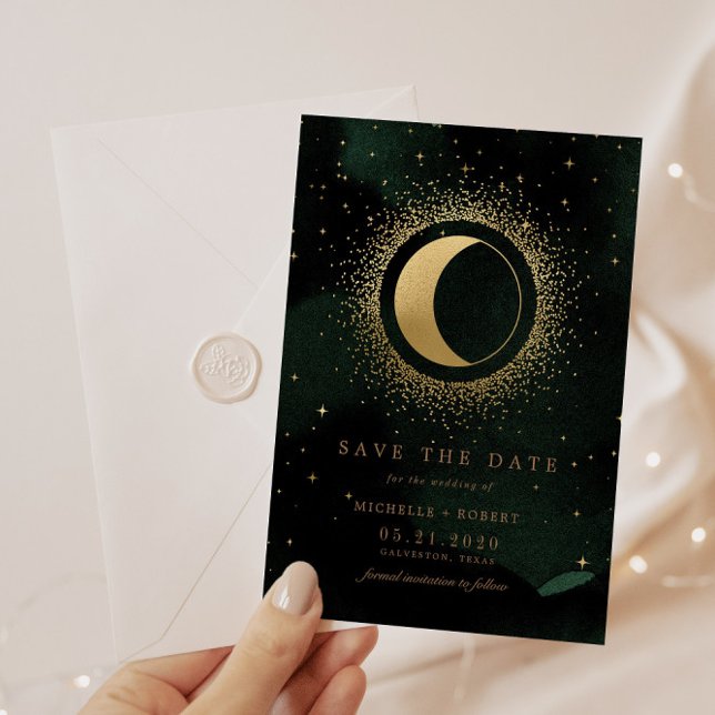 Celestial Emerald Gold Moon Foto Save the Date Einladung (Von Creator hochgeladen)