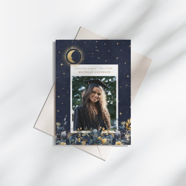 Celestial Floral Moon Graduation Announcement Einladung (Von Creator hochgeladen)