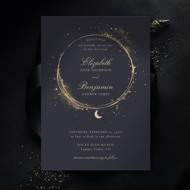Celestial Gift Moody Navy Elegant Gold Hochzeit Einladung (celestial wedding invitation elegant frame watercolor moon stars sky modern classic moody navy)