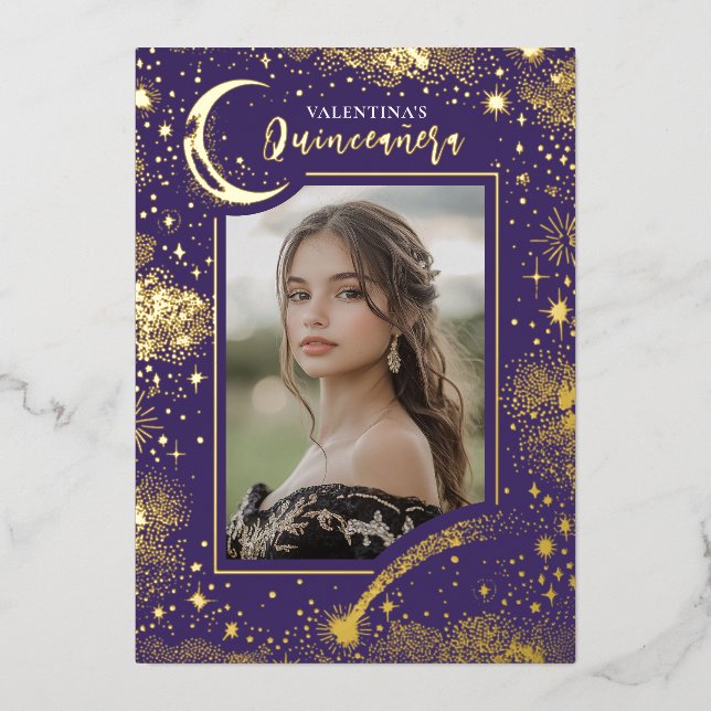 Celestial Gold Stars Moon Night Quinceanera Foto Folieneinladung (Vorderseite)