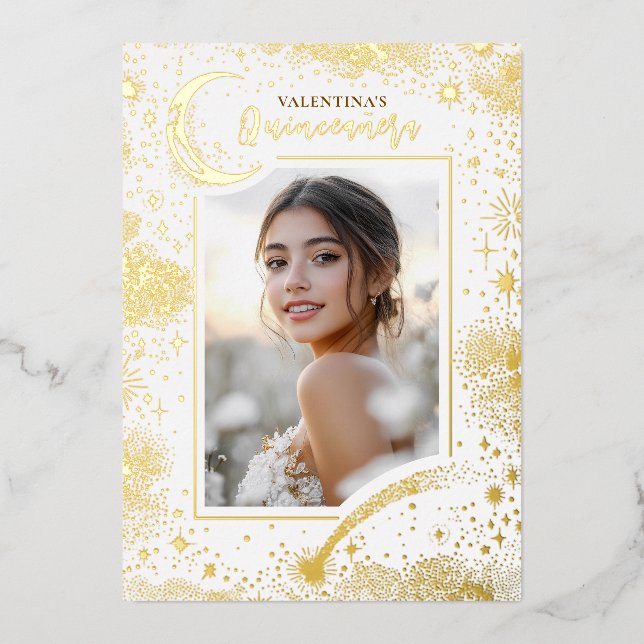 Celestial Gold Stars Moon Night Quinceanera Foto Folieneinladung (Vorderseite)