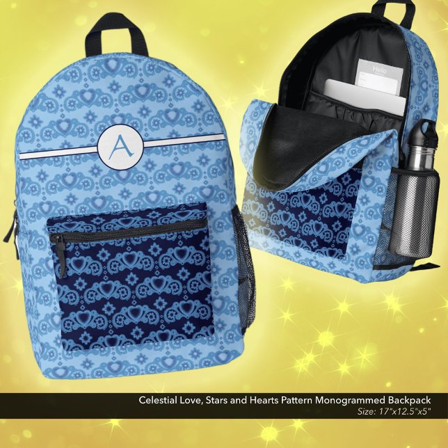 Celestial Liebe Stars Herz Muster Mit Monogramm Bedruckter Rucksack (Celestial Love, Stars and Hearts Pattern, Monogrammed Backpack in Light Blue and Dark Blue.)